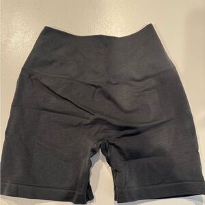 Alphalete 4.5” Women’s Shorts - XS